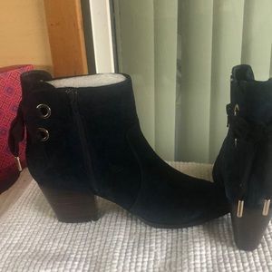 Bella Vita Ankle Boots